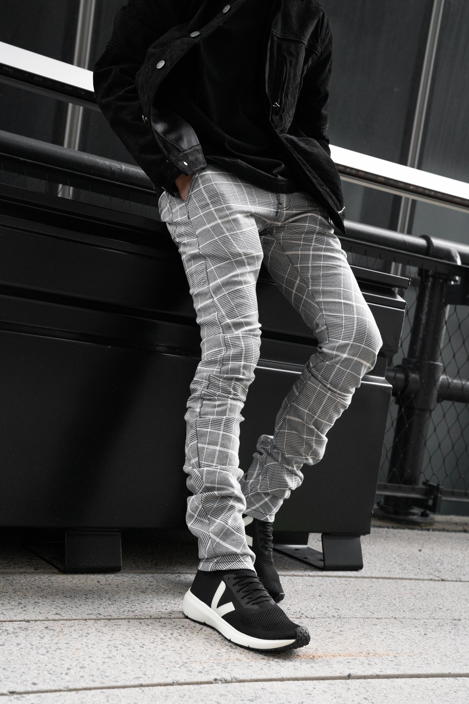 0-DEGREE Jeans Pants Stretch Denim for Men Black : Amazon.in: Fashion